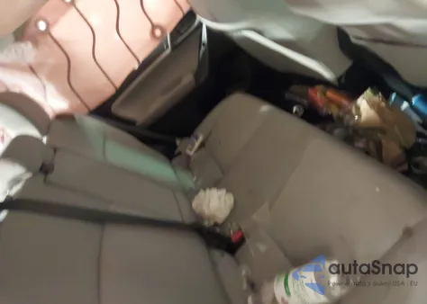 2018 Subaru Forester 2.5I Premium из США, поврежденный, VIN JF2SJAGC2JH528011